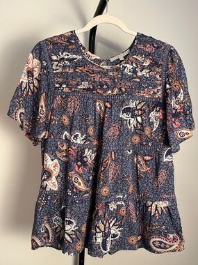 Daniel Rainn Top Blue Paisley Short Sleeve Peplum Blouse Flowy Medium